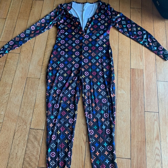 💕💕SEXIE ONESIES💕💕 - Picture 2 of 4